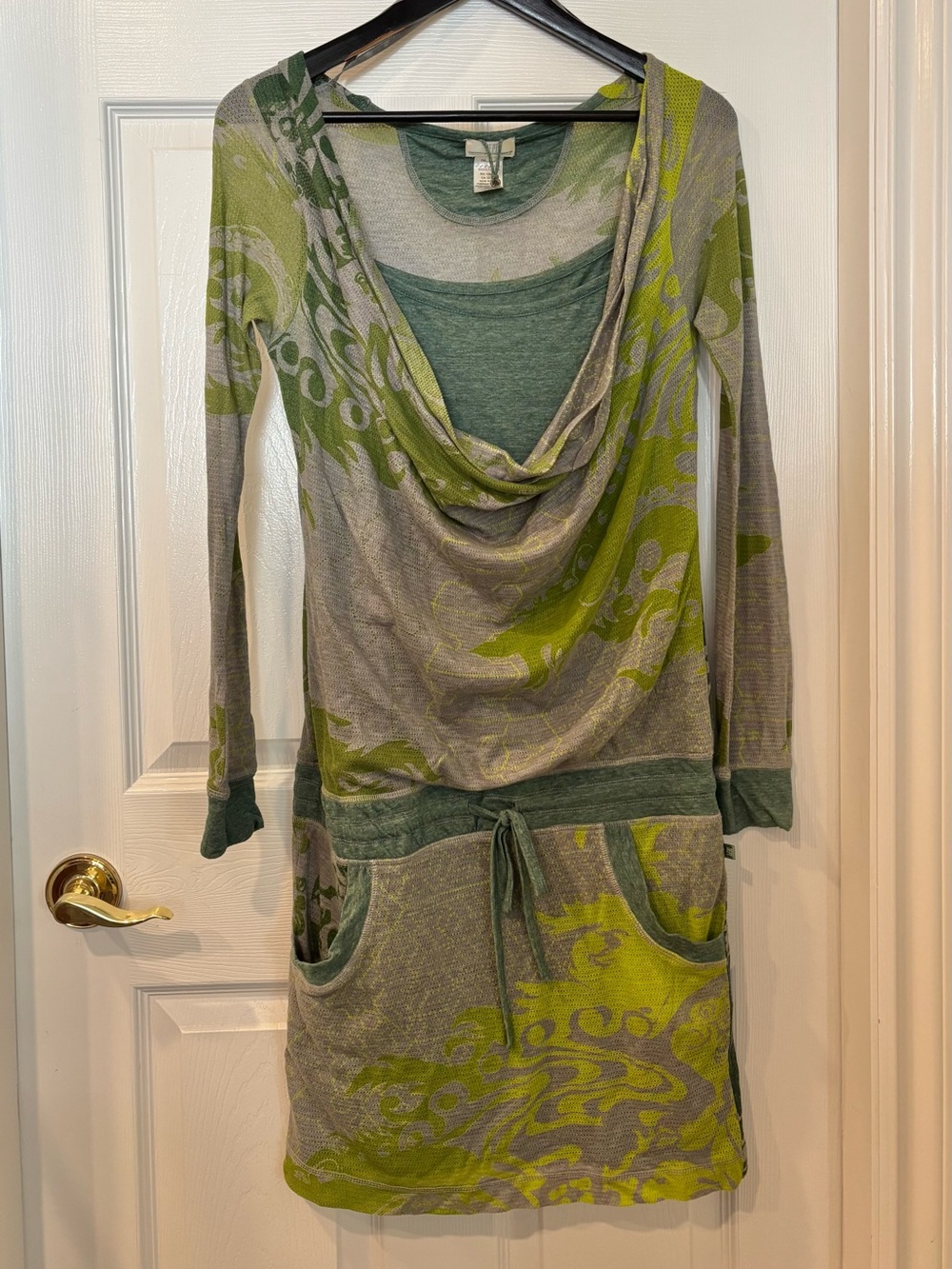 Funky and Unique Green Long Sleeve Dress
